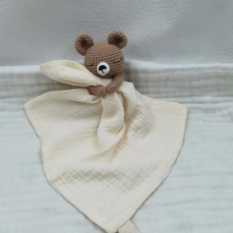 Doudou lange en mousseline & tête crochetée