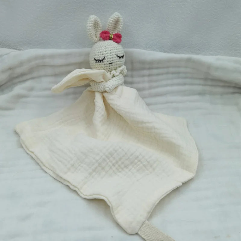 Doudou lange en mousseline & tête crochetée