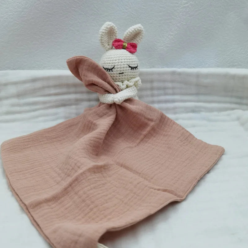 Doudou lange en mousseline & tête crochetée