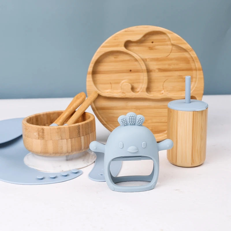 Ensemble - Assiette, Couvert, Gobelet, Bol, Bavoir, Hochet