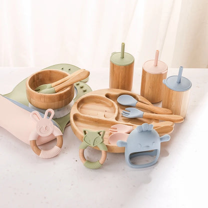 Ensemble - Assiette, Couvert, Gobelet, Bol, Bavoir, Hochet